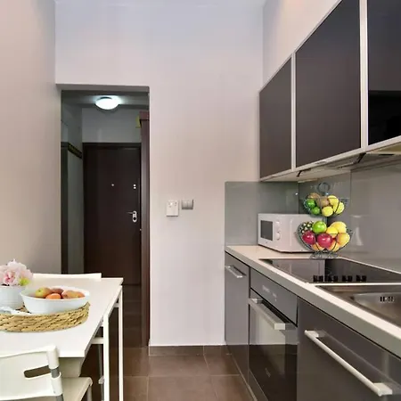 Modern Apartment In The Heart Of The City Larissa Exteriér fotografie